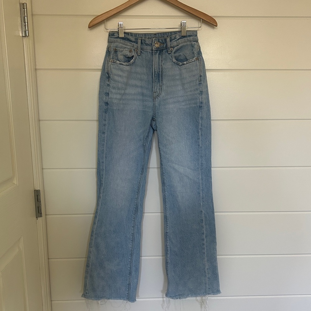 American Eagle high rise 90’s flare jean - size 0